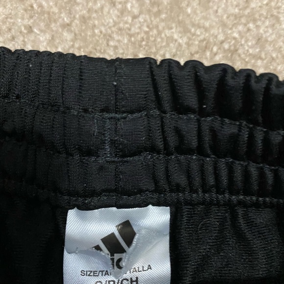 Boys Adidas joggers size small - Picture 2 of 2